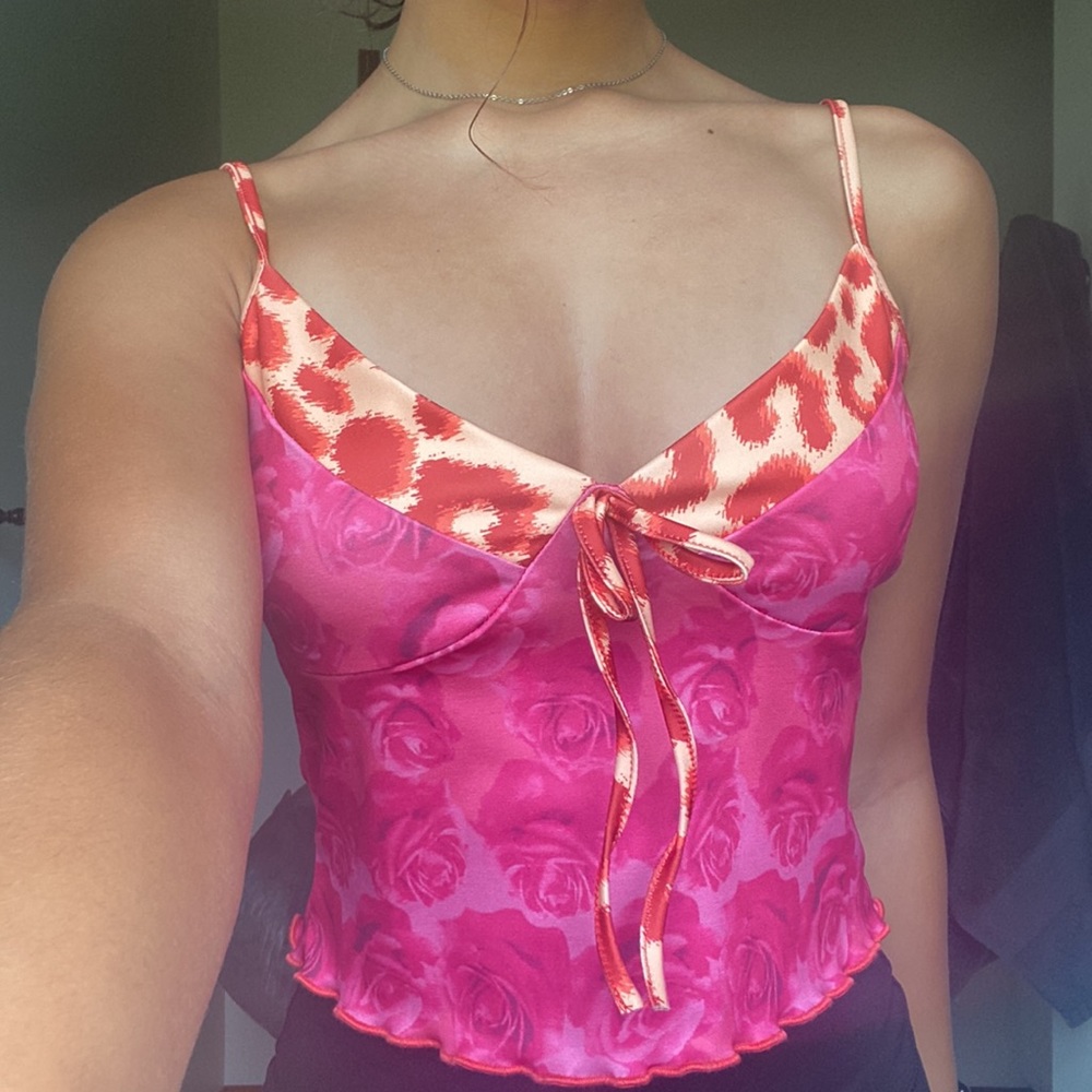 hot pink sexy top🌺